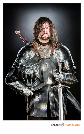 Illustration for article titled It's Marvel Vs. Game Of Thrones On io9's Halloween Costume Show!